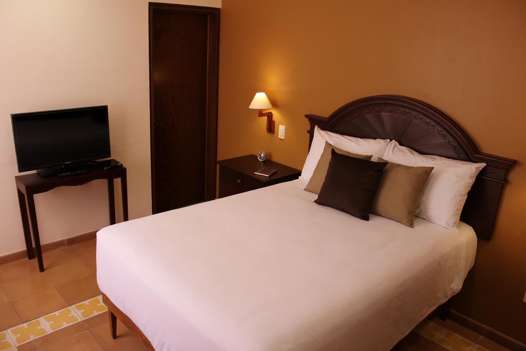 Entre Patios Hotel Boutique León de los Aldamas Chambre photo