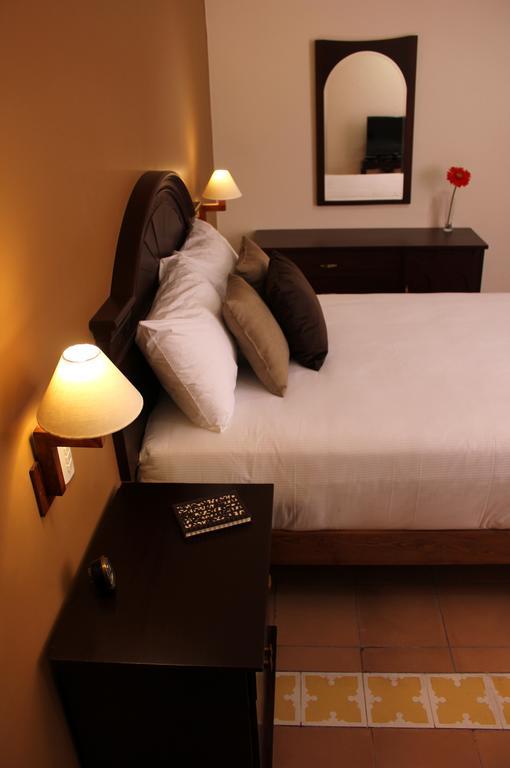Entre Patios Hotel Boutique León de los Aldamas Chambre photo